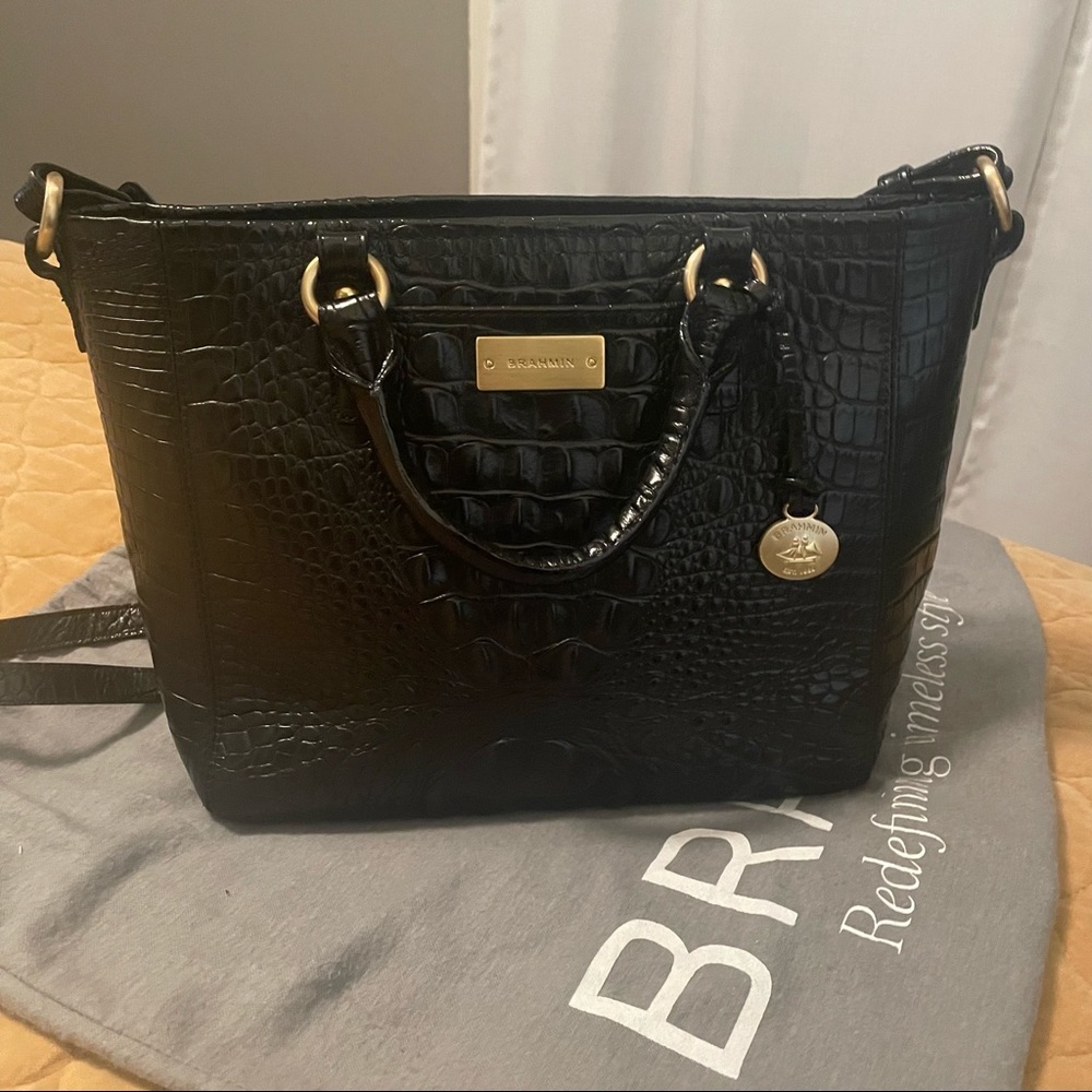 brahmin shoulder bag.